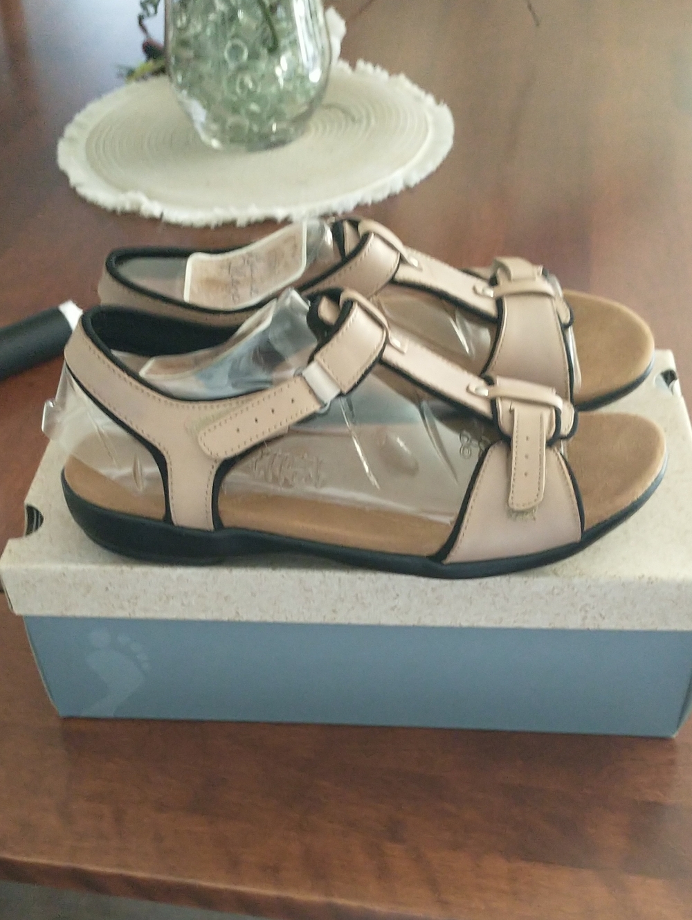 Natural Soul Glenis Sandals Taupe With Bare Flex